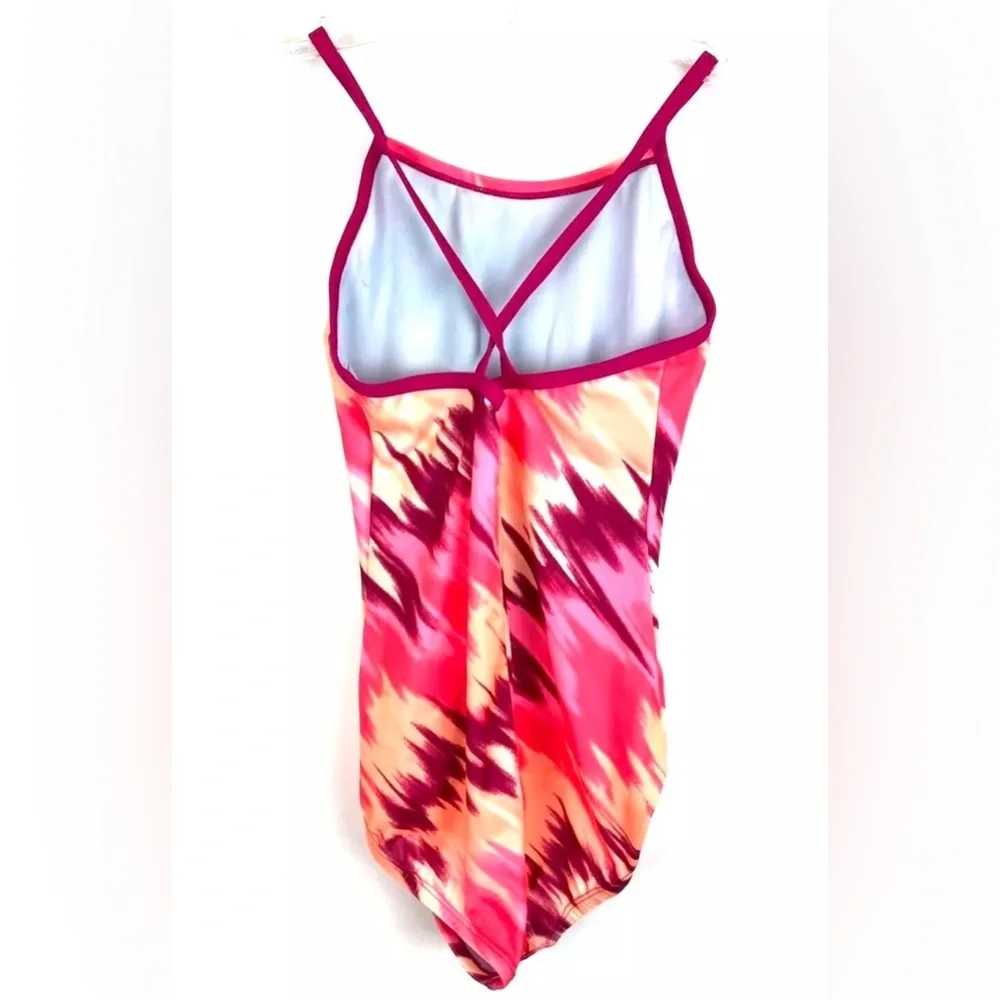 Nike Girl’s Crossback Pink Multicolor One Piece Swimsuit Size Small
